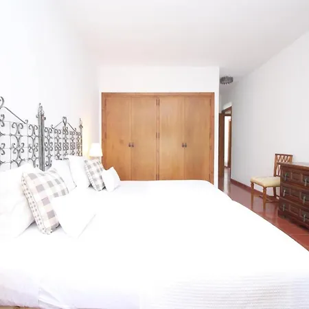 Del Parque Flats Sauce Villa *