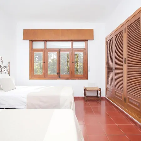 Villa Del Parque Flats Sauce *
