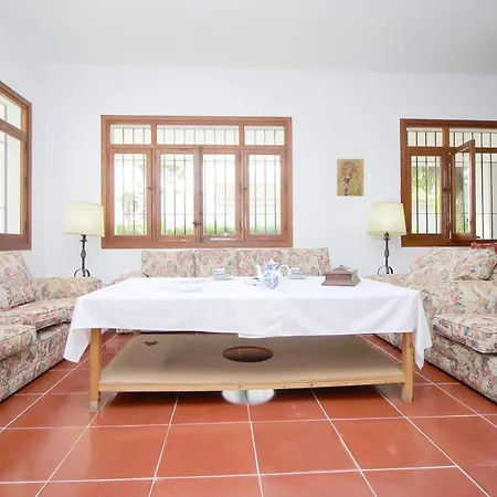 Del Parque Flats Sauce * Chilches (Andalucia)